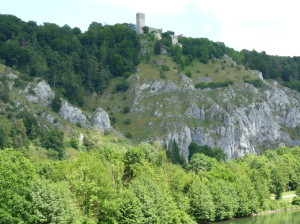 Hrad Randeck nad riekou Altmühl.